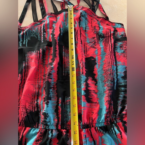 Fabletics XL Pocketed Shorts Romper - Picture 11 of 16